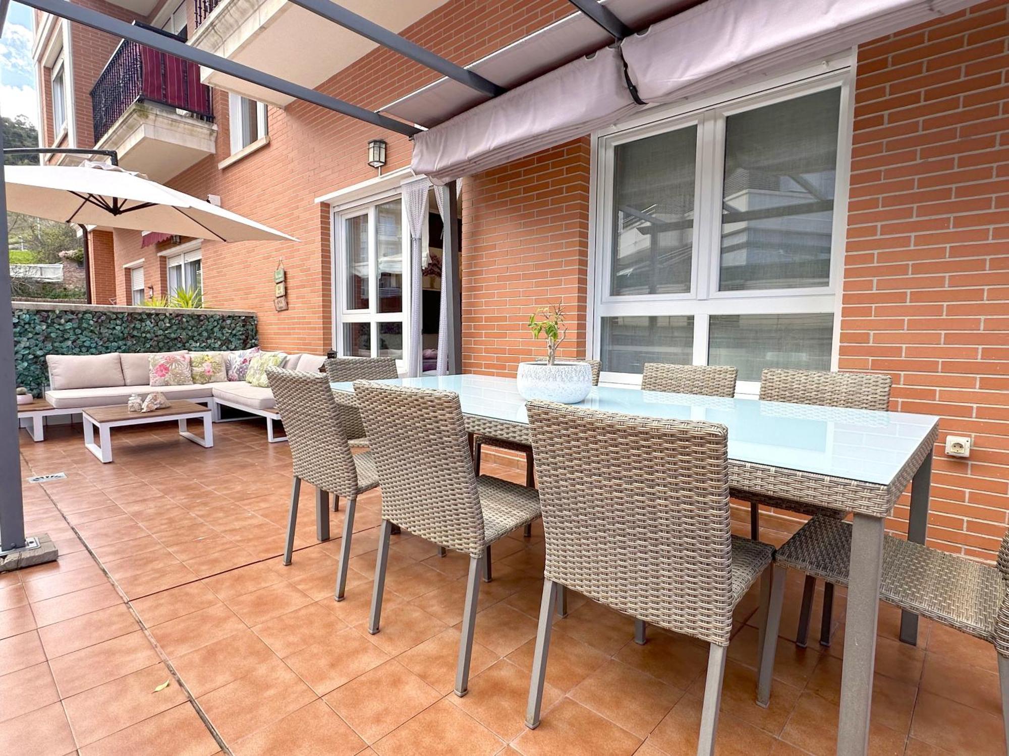 Apartamento Con Gran Terraza En El Centro Apartment Кастро-Урдиалес Екстериор снимка