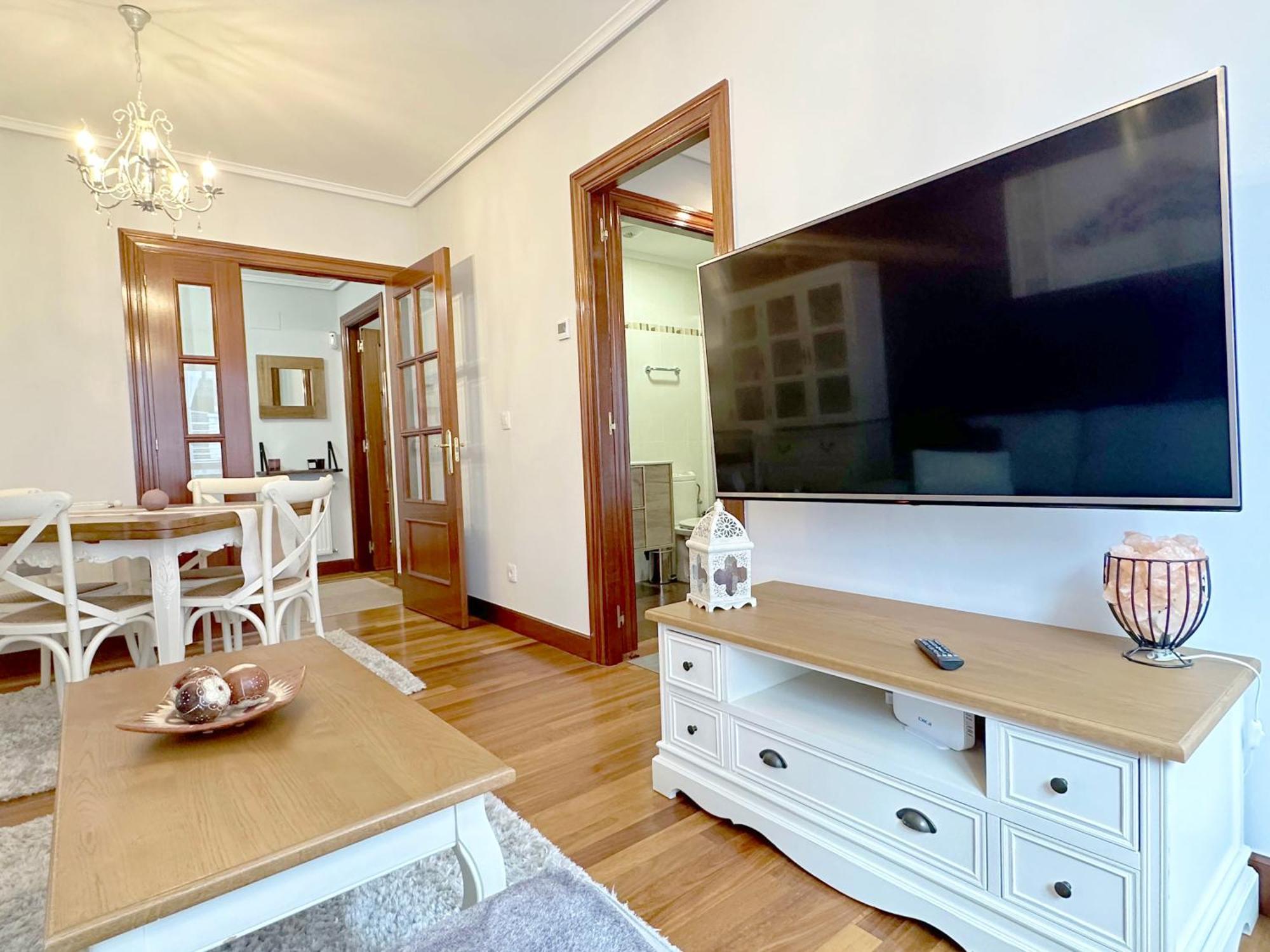 Apartamento Con Gran Terraza En El Centro Apartment Кастро-Урдиалес Екстериор снимка